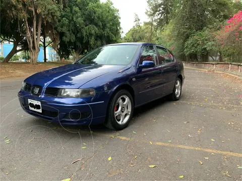 SEAT Toledo FR usado (2003) color Azul precio $110,000