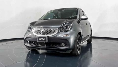 smart Forfour Passion usado (2017) color Gris precio $262,999