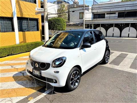 foto smart Forfour Passion Turbo Aut. usado (2017) color Blanco precio $209,900