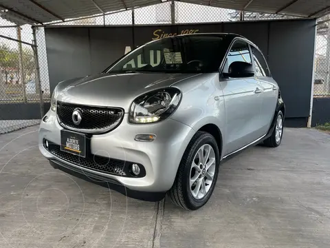 smart Fortwo Passion usado (2018) color Gris financiado en mensualidades(enganche $58,960 mensualidades desde $5,138)