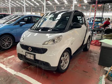 smart Fortwo Coupe mhd usado (2014) color Blanco financiado en mensualidades(enganche $44,000 mensualidades desde $4,200)