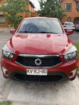 SsangYong Actyon Sports 2.0L 4x2 STD usado (2019) color Rojo Granada precio $18.500.000