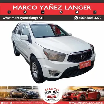 SsangYong Actyon Sports 2.0L 4x2 usado (2014) color Blanco precio $7.590.000