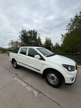 SsangYong Actyon Sports 2.0L 4x2 Ac usado (2018) color Blanco precio $8.490.000