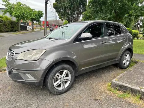 SsangYong Korando 2.0L 4X2 usado (2014) color Bronce precio $6.950.000