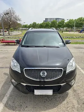 SsangYong Korando 4X2 Diesel usado (2013) color Negro precio $8.500.000
