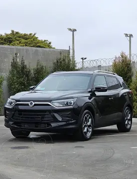 SsangYong Korando 1.5T GLX Aut usado (2022) color Negro precio $17.900.000