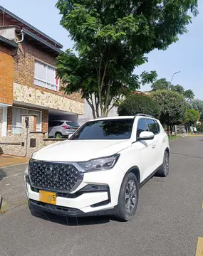 SsangYong Rexton G4 Supreme 4x4 usado (2023) color Blanco precio $158.000.000