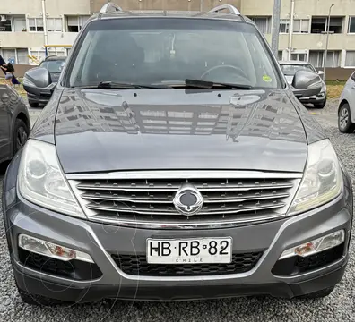 SsangYong Rexton 2.0T LX Aut 4x4 usado (2015) color Gris precio $9.400.000