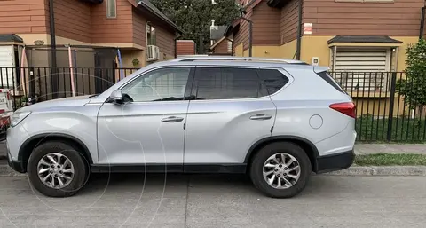 SsangYong Rexton 2.0L 4x2 Aut usado (2018) color Gris precio $14.000.000