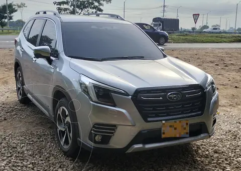 Subaru Forester Hybrid Elite usado (2024) color Plata Metalico precio $170.000.000