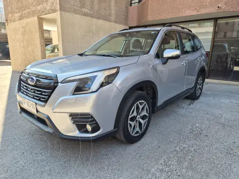 Subaru Forester 2.0i AWD CVT Dynamic EyeSight usado (2024) color Gris precio $26.500.000