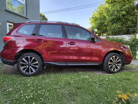 Subaru Forester 2.5i Premium CVT SI Drive usado (2017) color Rojo precio $14.790.000