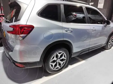 Subaru Forester 2.0i Limited Aut usado (2020) color Plata precio $104.300.000