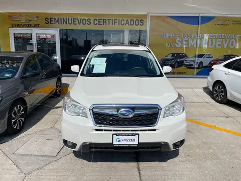 Subaru Forester XSL usado (2016) color Blanco precio $295,000