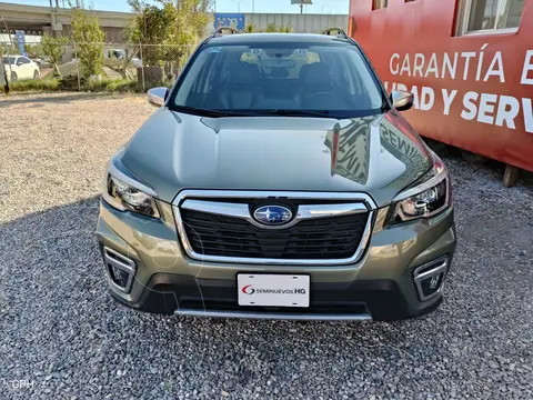 Subaru Forester Touring usado (2021) color Verde precio $435,000