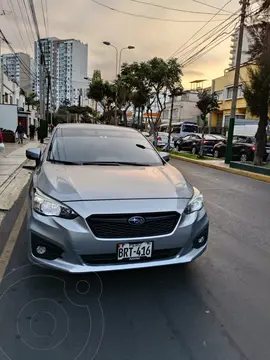 Subaru Impreza Sedan 2.0i AWD usado (2019) color Gris Metalico precio u$s15,000