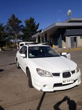 Subaru Impreza 1.6 TS BL Aut usado (2007) color Blanco precio $3.800.000