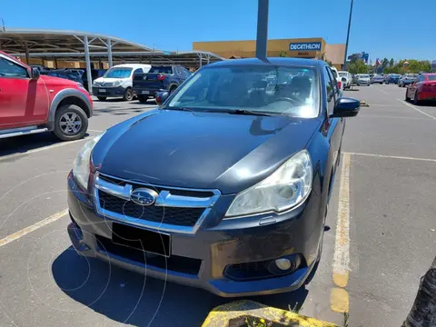 Subaru Legacy 2.5i XA CVT Limited Full Tech usado (2013) color Negro precio $9.000.000