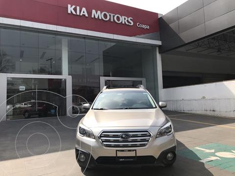 Subaru Outback 2.5i Premium usado (2017) color Ocre precio $300,000