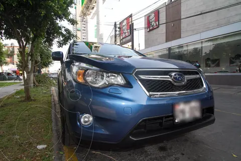 Subaru XV 2.0i AWD Limited Aut usado (2016) color Azul Marino precio u$s13,900