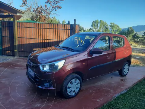 Suzuki Alto K10 1.0L GLX Full ABS usado (2017) color Rojo precio $4.800.000