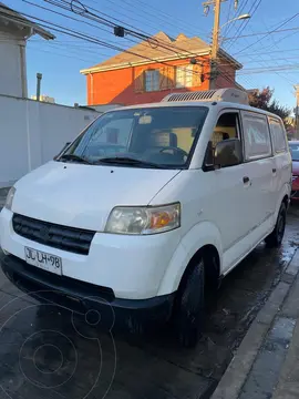 Suzuki APV Minivan  1.6 GL usado (2017) color Blanco precio $11.000.000