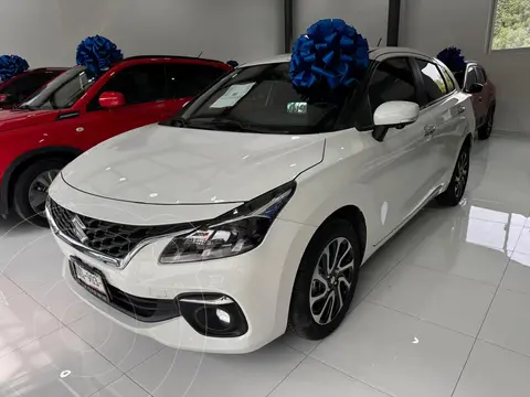 Suzuki Baleno GLX Aut usado (2024) color Blanco financiado en mensualidades(enganche $77,004 mensualidades desde $9,353)