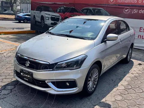 Suzuki Ciaz GLX Aut usado (2024) color plateado precio $340,000