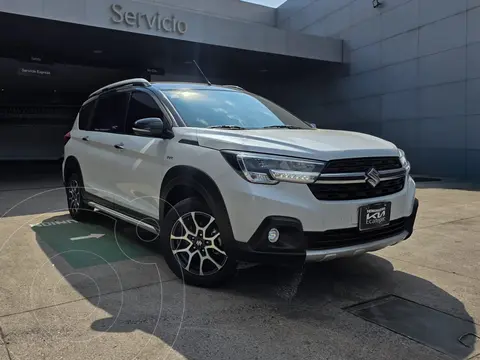 Suzuki Ertiga XL7 GLX Aut usado (2023) color Blanco financiado en mensualidades(enganche $85,500 mensualidades desde $9,838)