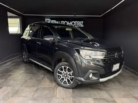 Suzuki Ertiga XL7 GLX Aut usado (2022) color Negro precio $315,000
