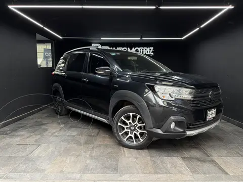 Suzuki Ertiga XL7 GLX Aut usado (2022) color Negro precio $330,000