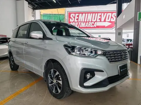 Suzuki Ertiga XL7 GLX Aut usado (2021) color plateado precio $280,000