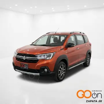 Suzuki Ertiga XL7 usado (2023) color SUZ NARANJA SIDERAL precio $295,000