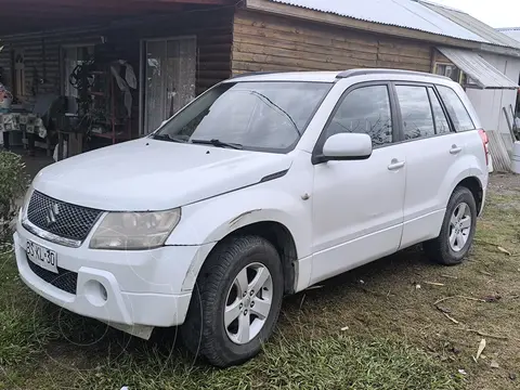 Suzuki Grand Nomade 2.0 Special Edition Mec 5P usado (2008) color Blanco precio $5.500.000