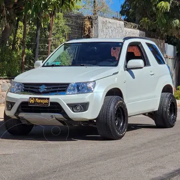 Suzuki Grand Vitara 2.4 GLX SPORT usado (2015) color Blanco precio $9.900.000