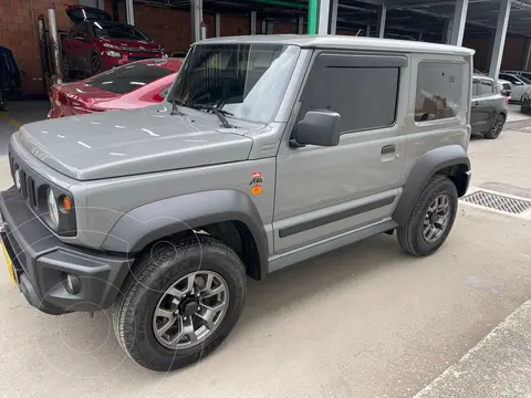 Suzuki Jimny 1.4 GLX Aut nuevo color Gris Oscuro precio $126.000.000