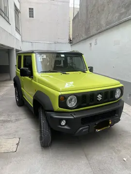 Suzuki Jimny GLX Aut bi-tono usado (2023) color Verde Manzana precio $455,000