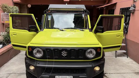 Suzuki Jimny GLX bi-tono usado (2022) color Verde precio $399,000