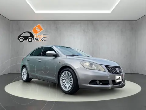 Suzuki Kizashi GLX Aut usado (2013) color Plata precio $144,600