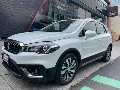 Suzuki S-Cross GLX Aut usado (2019) color Blanco financiado en mensualidades(enganche $61,600 mensualidades desde $5,878)