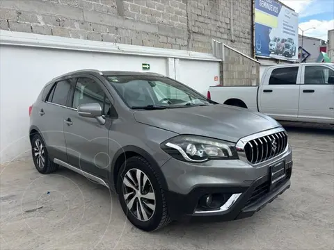 Suzuki S-Cross Boosterjet Aut usado (2019) color Gris precio $300,000