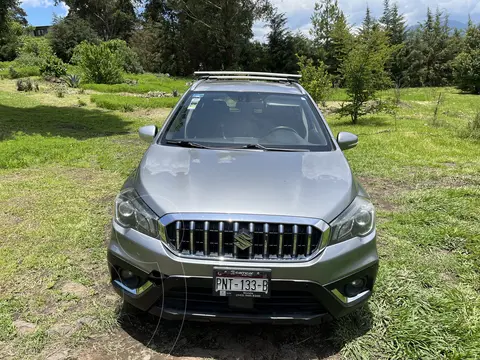 Suzuki S-Cross GLX Boosterjet usado (2018) color Plata precio $250,000