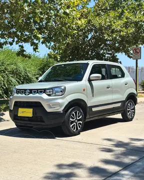 Suzuki S-Presso 1.0L GLX Adventure usado (2022) color Gris precio $6.690.000