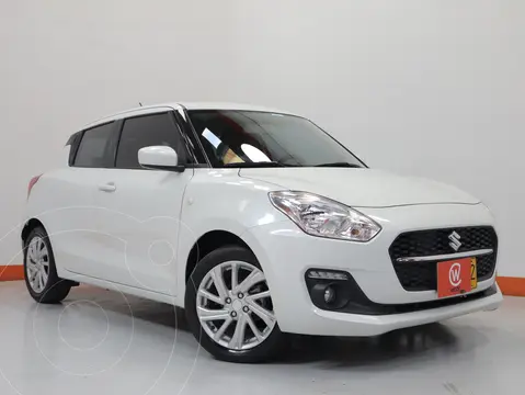 Suzuki Swift Hibrido 1.2L usado (2022) color Blanco precio $61.990.000