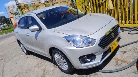 Suzuki Swift Live DZire 1.2 GA usado (2020) color Plata precio $45.000.000