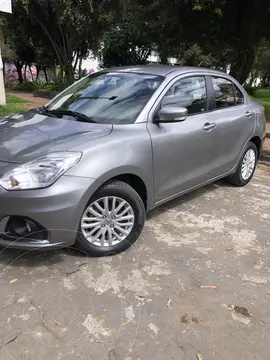 Suzuki Swift Sedan 1.2 DZire GL  Aut usado (2023) color Plata precio $47.500.000