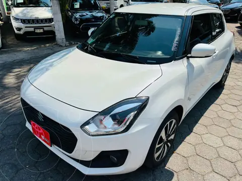 Suzuki Swift GLX Aut usado (2019) color Blanco precio $227,000