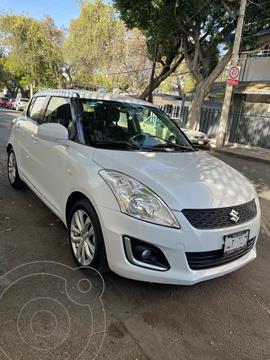 Suzuki Swift GLS Aut usado (2015) color Blanco precio $200,000