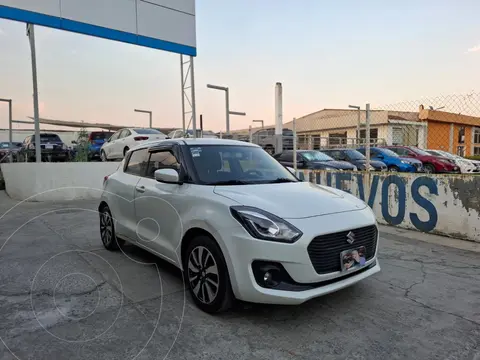 Suzuki Swift GLX usado (2020) color Blanco precio $230,000